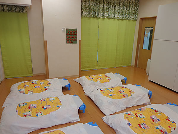 3,4,5歳児おひるねコーナー
